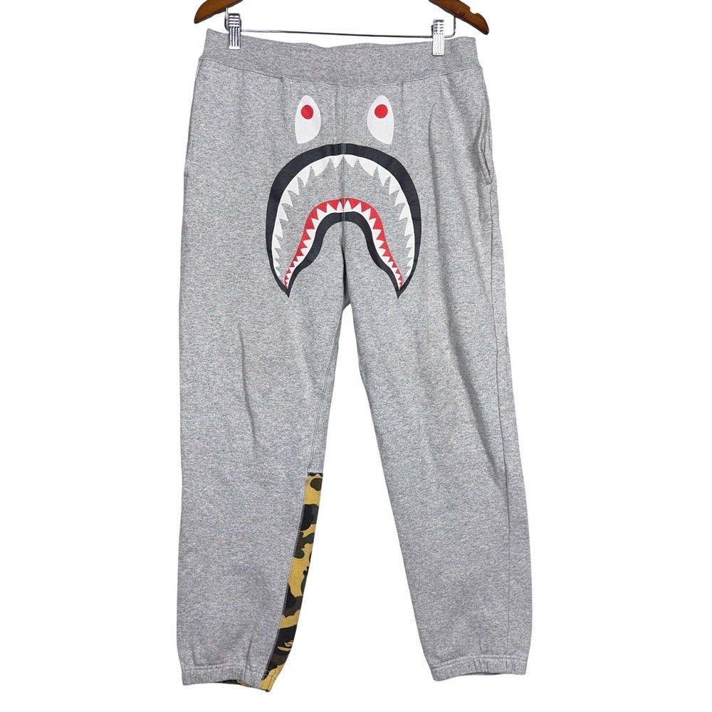 A Bathing Ape BAPE Shark Slim Sweatpants Mens Size Medium Camo Grey Streetwear